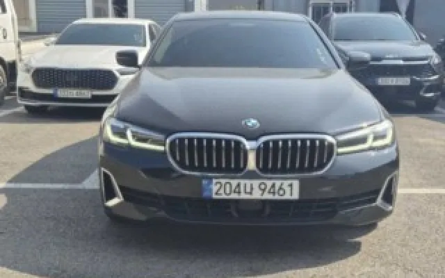 5시리즈 (G30) 520i 럭셔리